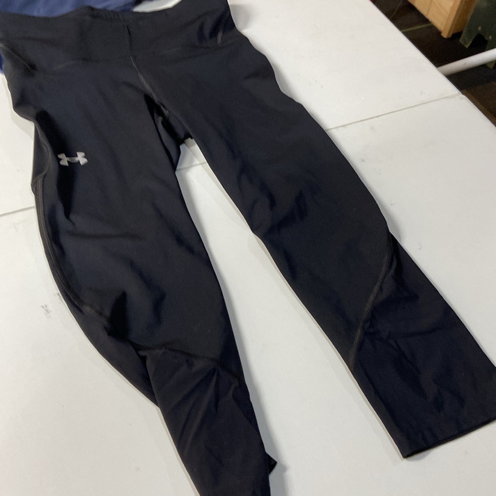 2 pr capris. Only worn once. Tie on top by waist. Very cute!! - Picture 2 of 5